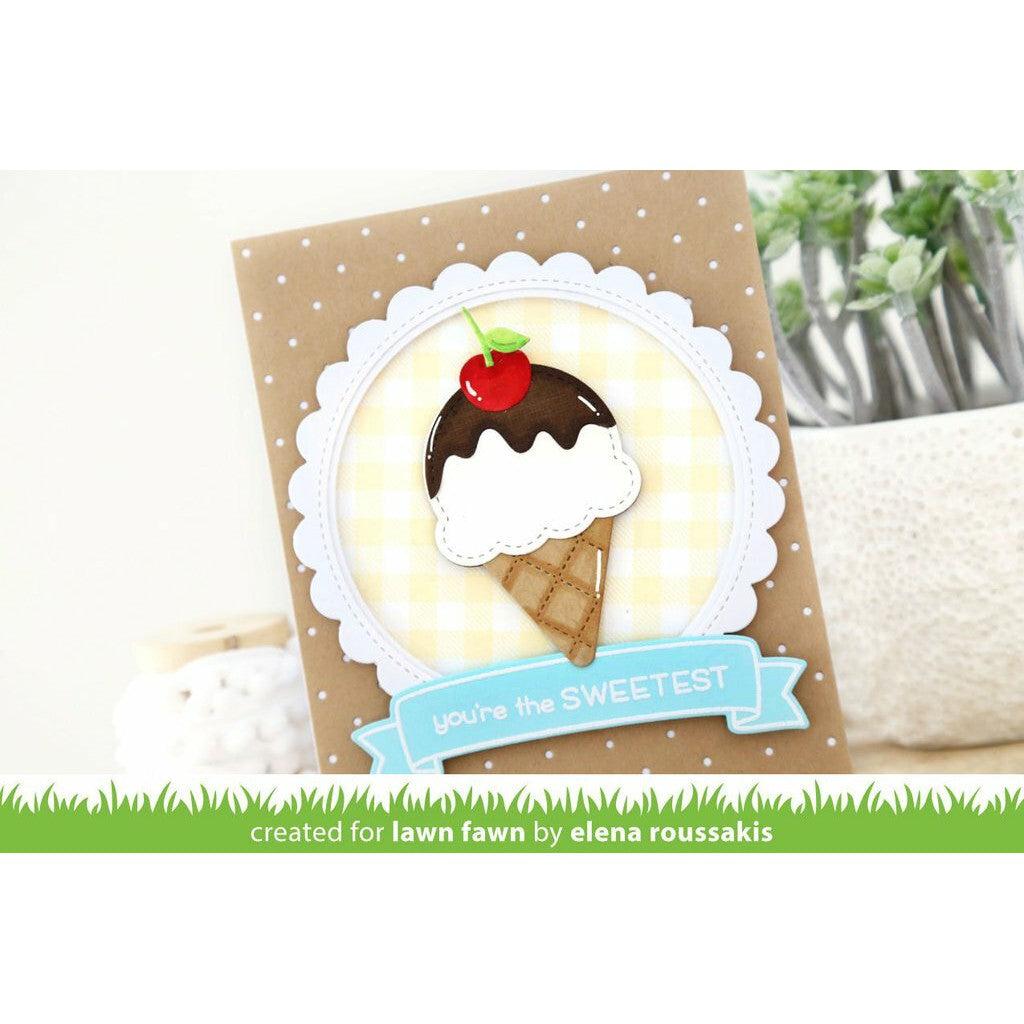 Lawn Fawn - Lawn Cuts - Stitched Scalloped Circle Frames-ScrapbookPal