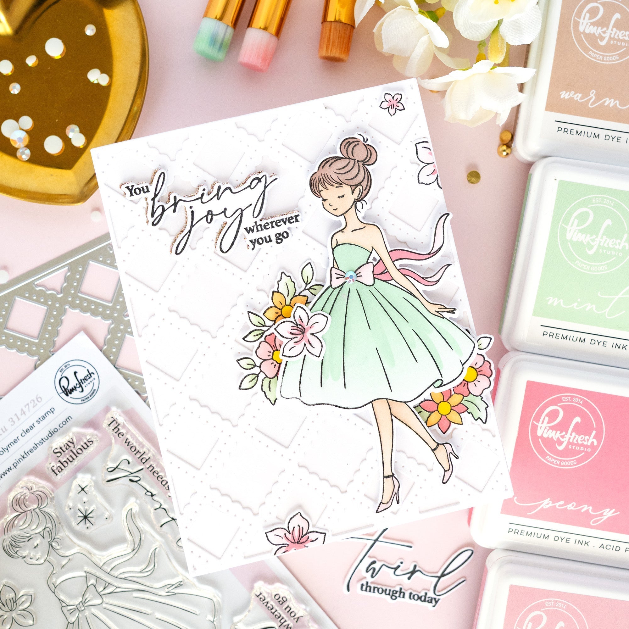 Pinkfresh Studio - Clear Stamps - Couture Grace-ScrapbookPal