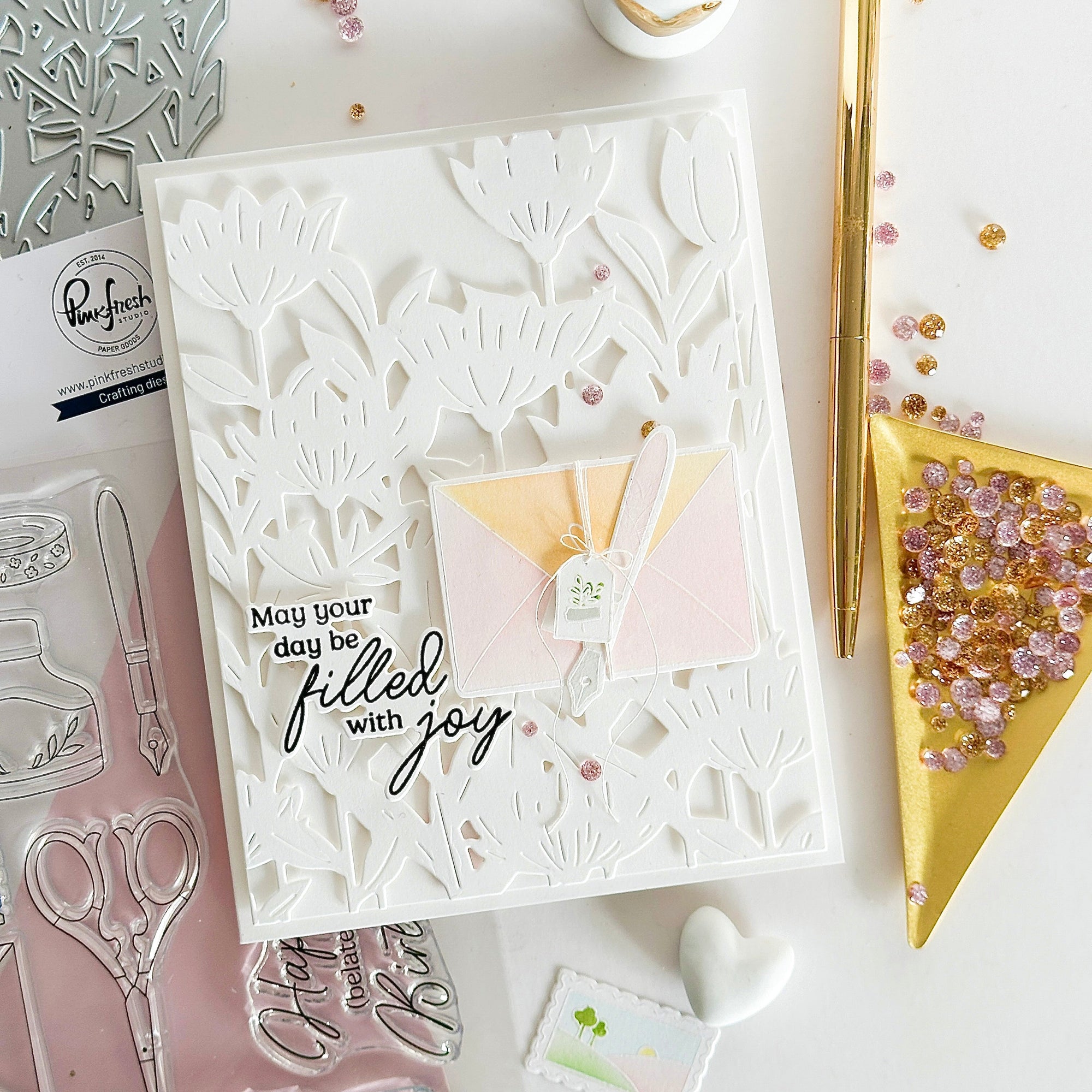 Pinkfresh Studio - Dies - Floral Field-ScrapbookPal