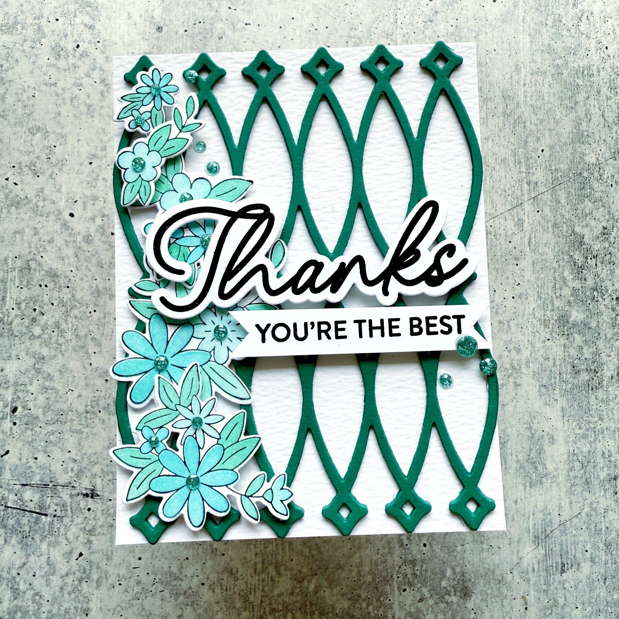 Pinkfresh Studio - Dies - Interlaced Diamonds-ScrapbookPal