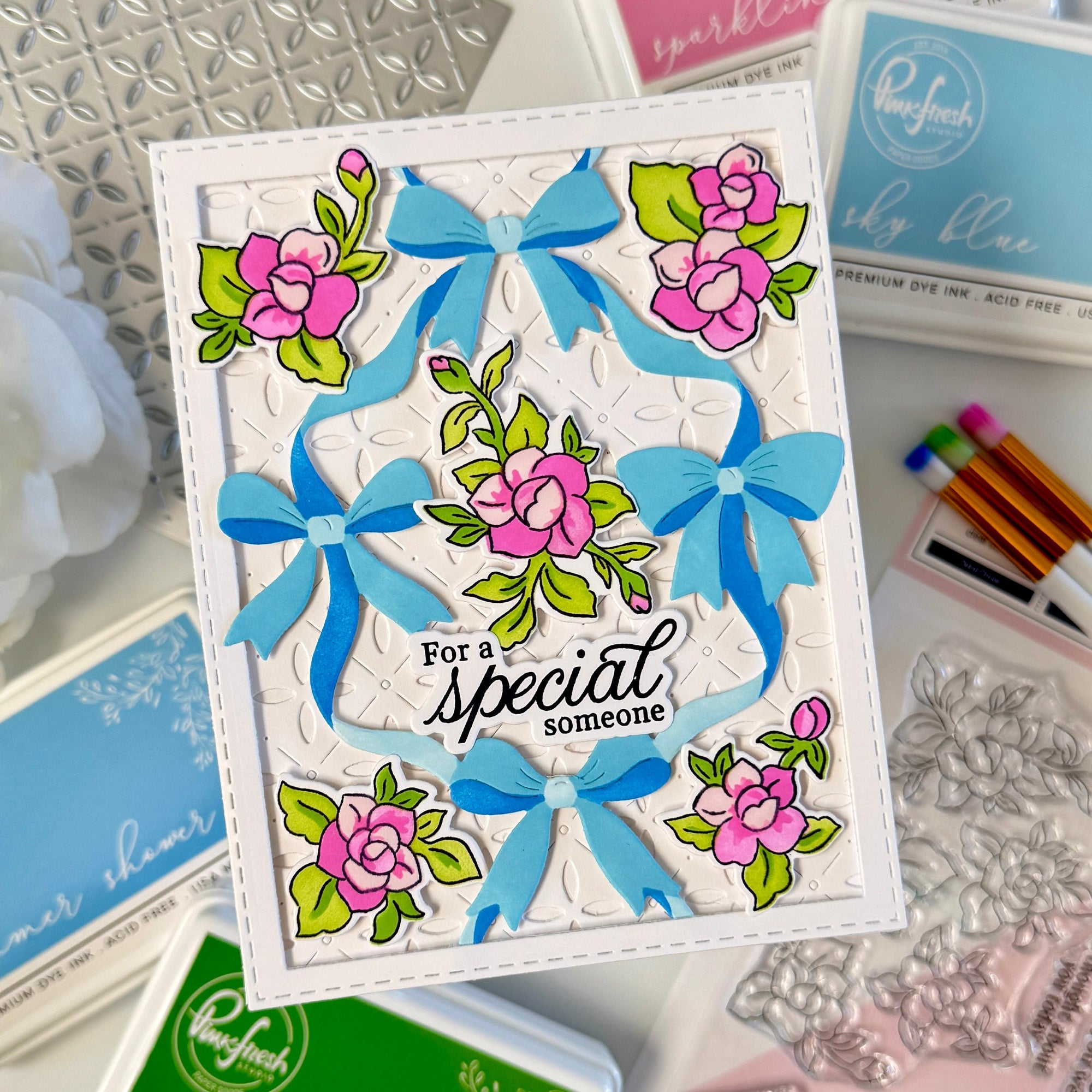 Pinkfresh Studio - Dies - Petal Grid Coverplate-ScrapbookPal