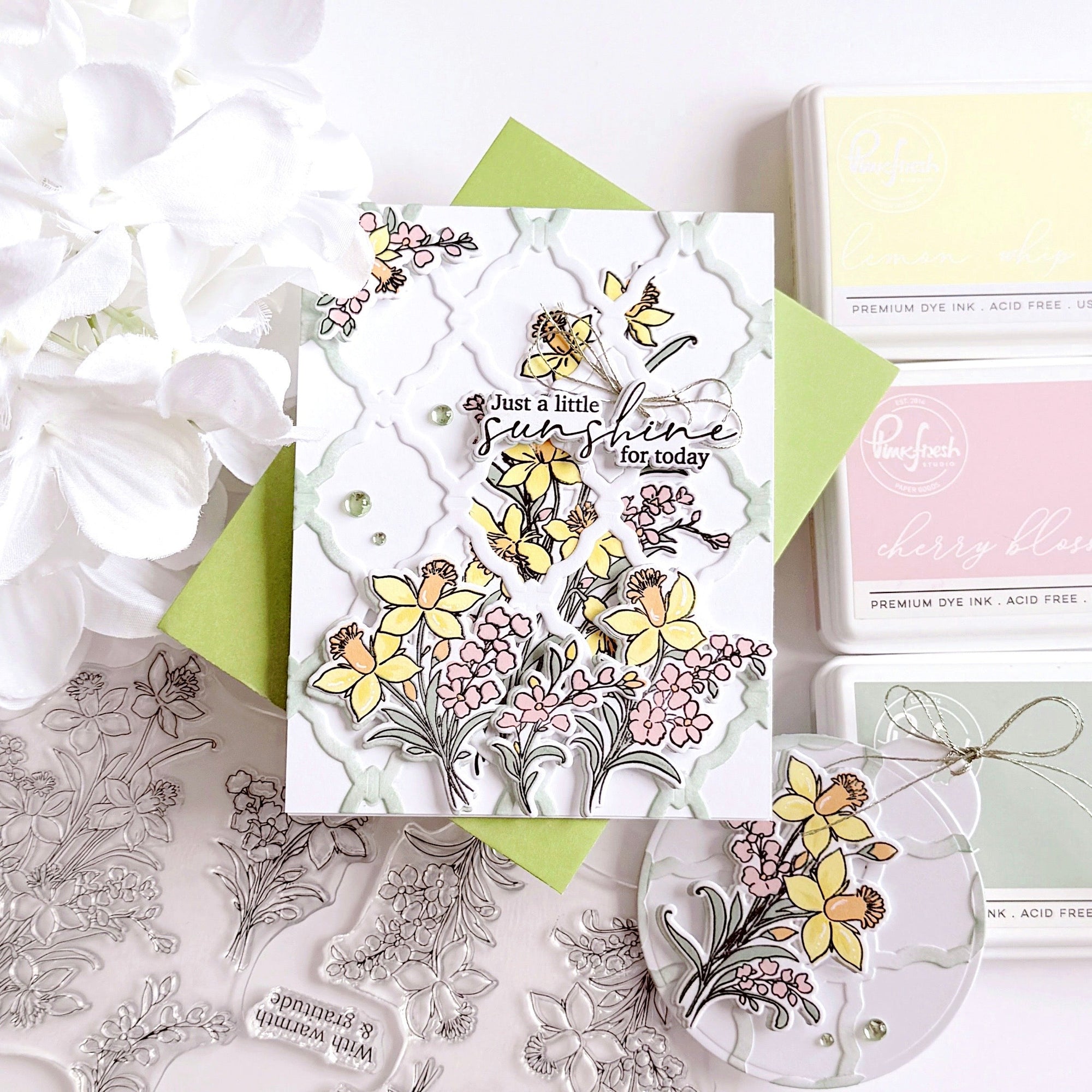 Pinkfresh Studio - Dies - Whispering Daffodils-ScrapbookPal