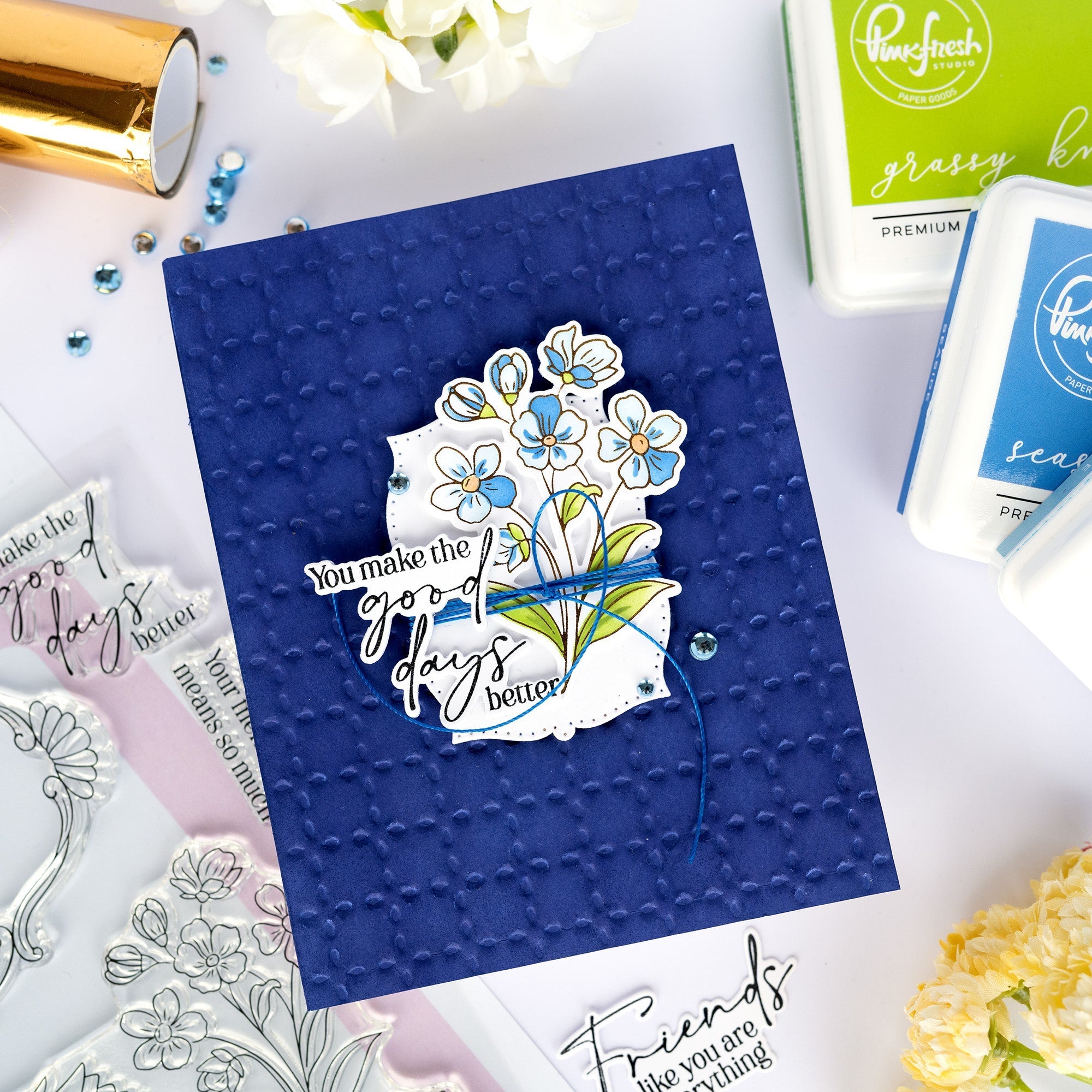 Pinkfresh Studio - Press Plates - Blossom Medallion-ScrapbookPal