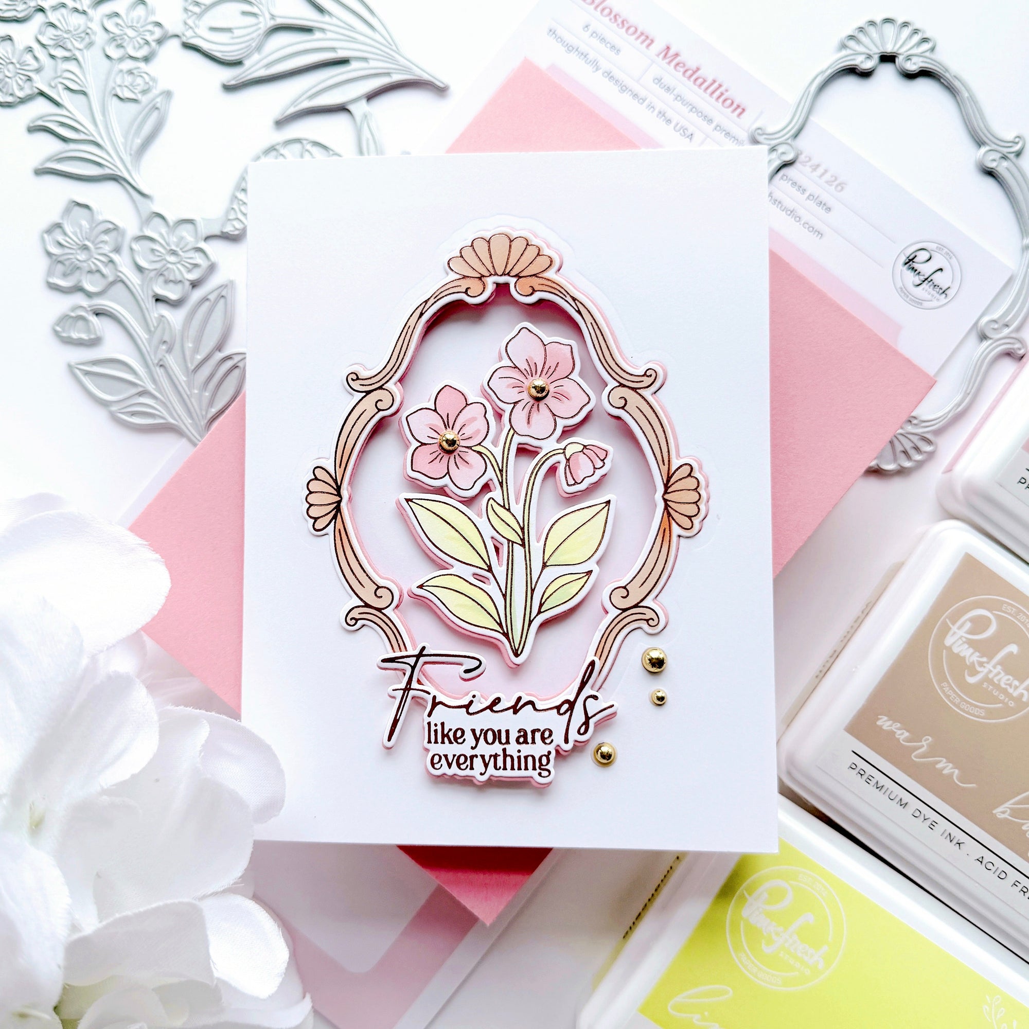 Pinkfresh Studio - Press Plates - Blossom Medallion-ScrapbookPal