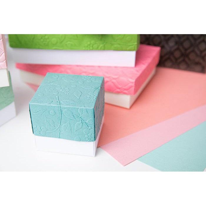 Sizzix - 3-D Textured Impressions Embossing Folder - Snowberry-ScrapbookPal